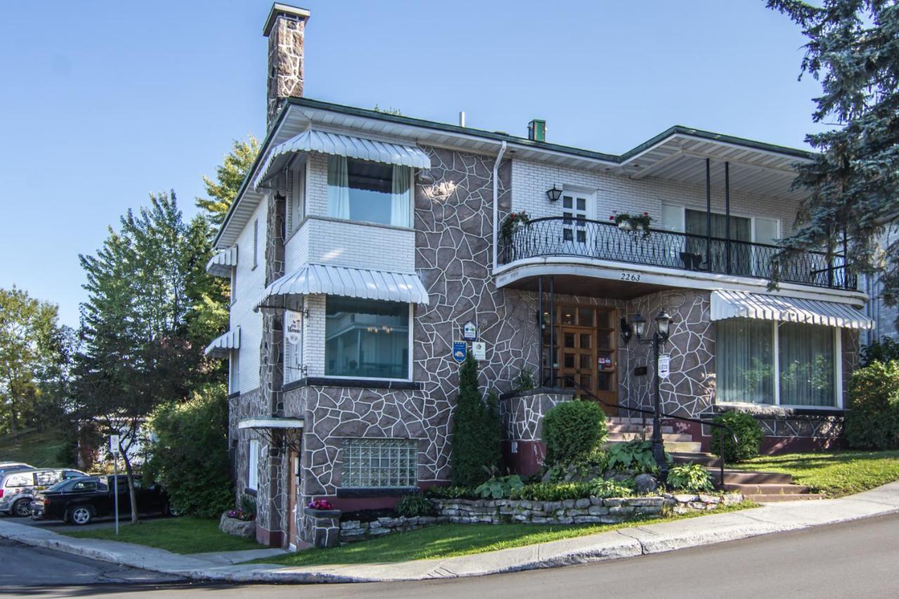 Gite Au P'Tit Manoir B&B Chicoutimi Екстериор снимка